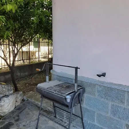 Puccio's Little House * Nucavi