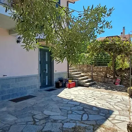 Apartmán Puccio's Little House Nucavi